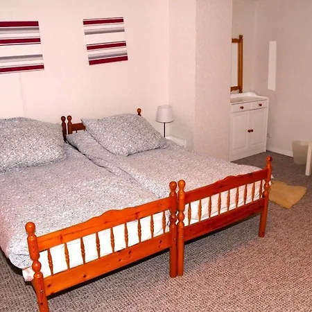 Koblenzerstrasse 16 *