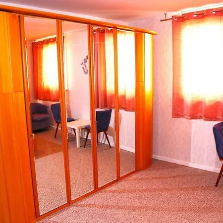 Koblenzerstrasse 16 *