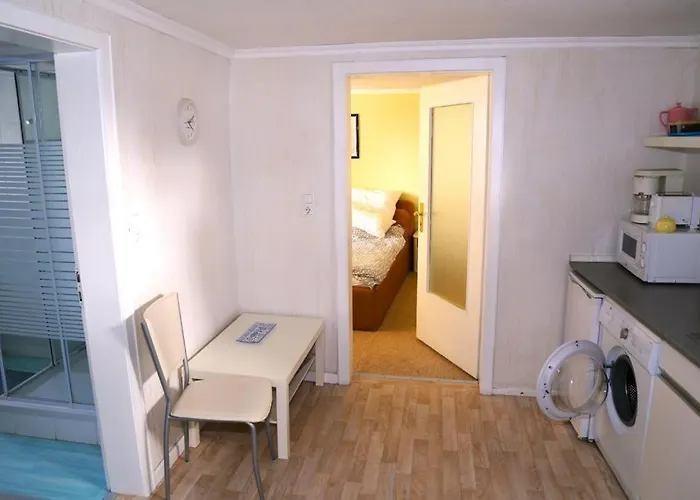 公寓 Koblenzerstrasse 16 *