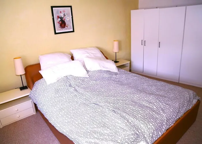 Koblenzerstrasse 16 *