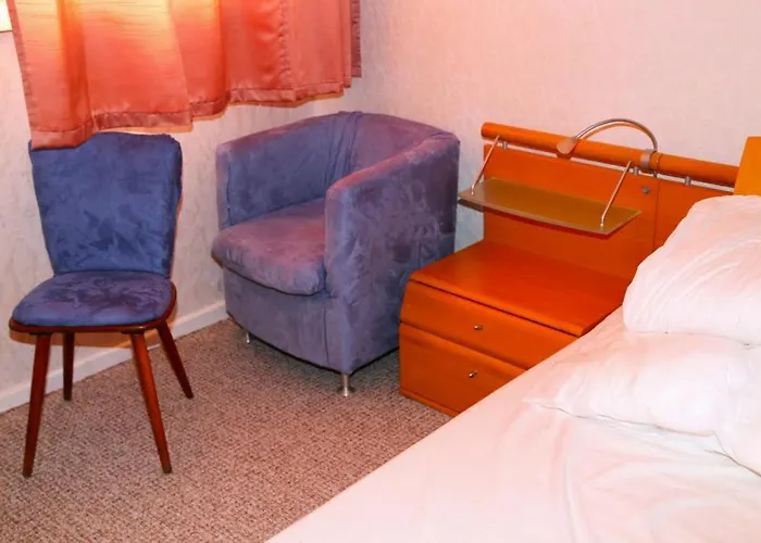 公寓 Koblenzerstrasse 16 *